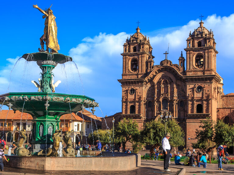 0020s_0004_cusco-city-tour-plaza-de-armas-01